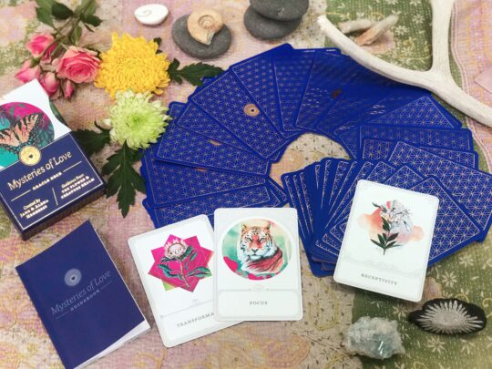 Make Your Own Oracle Deck