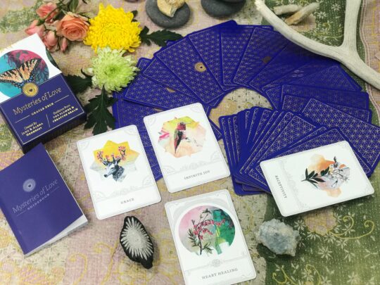 Make Your Own Oracle Deck